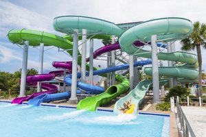 Jekyll Island - Summer Waves Water Park